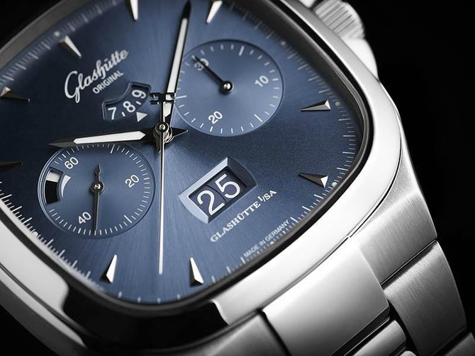 Glashutte Original 1-37-02-03-02-70 Seventies Panorama Date Chronograph - фото 3