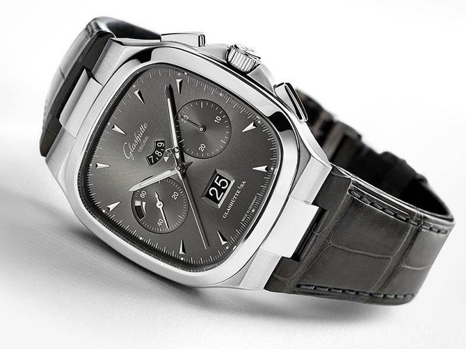 Glashutte Original 1-37-02-01-02-30 Seventies Panorama Date Chronograph - фото 2