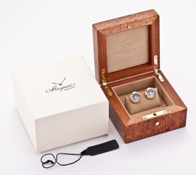 Breguet 9907.BA.OX Accessories Yellow Gold - фото 5