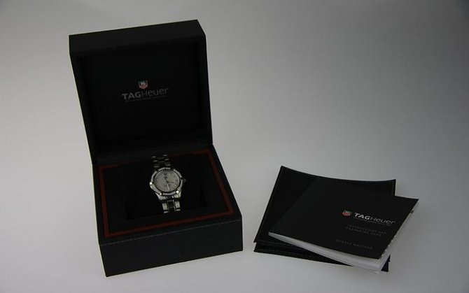 Tag Heuer WAF1313.BA0819 Aquaracer Diamond Dial and Bezel 32 mm  - фото 7