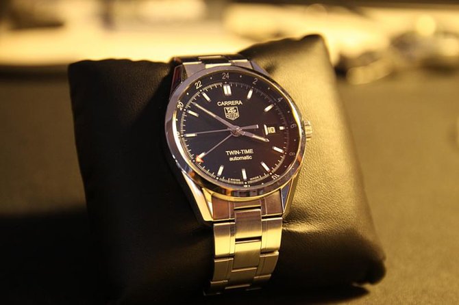 Tag Heuer WV2115.BA0787 Carrera Calibre 7 Twin Time Automatic 39 mm  - фото 5