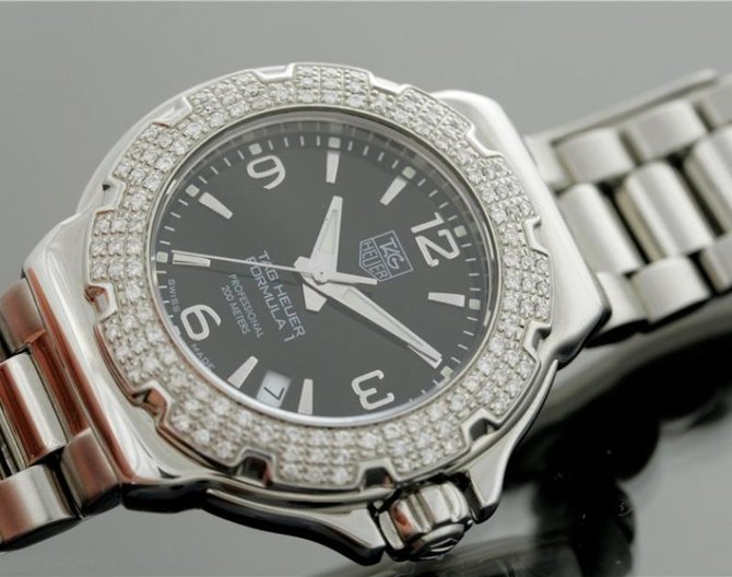 Tag Heuer WAC1214.BA0852 Formula1 Diamond Bezel 37 mm - фото 4
