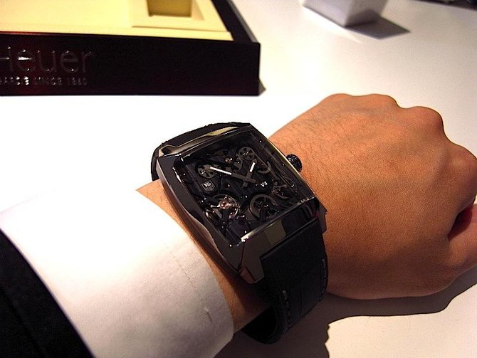 Tag Heuer WAW2080.FC6288 Monaco Monaco V4 Titanium - фото 3