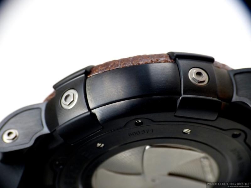 CH.T.OXY3.BBBB.00.BB Romain Jerome Chronograph  Titanic-Dna