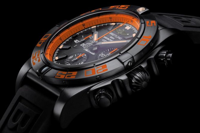 Breitling MB0111C2-BD07-153S-M20DSA Chronomat 44 Raven - фото 2