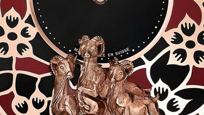 Jaquet Droz J005023278 Les Ateliers D'Art Petite Heure Minute Year of the Goat  - фото 2