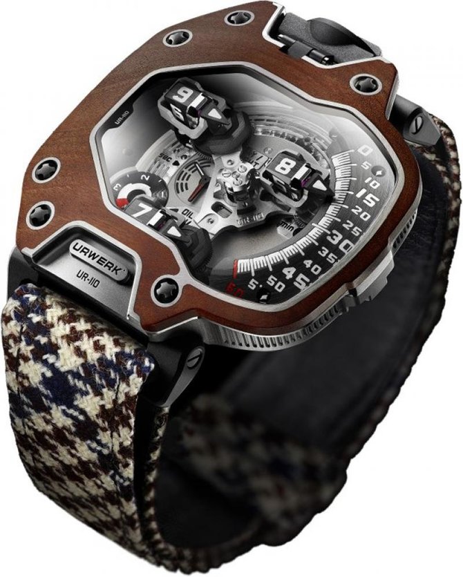 Urwerk UR-110 Eastwood Red Ebony UR-110 Automatic