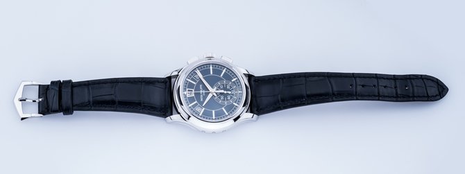 Patek Philippe 5905P-001 Complications Annual Calendar Chronograph - фото 11