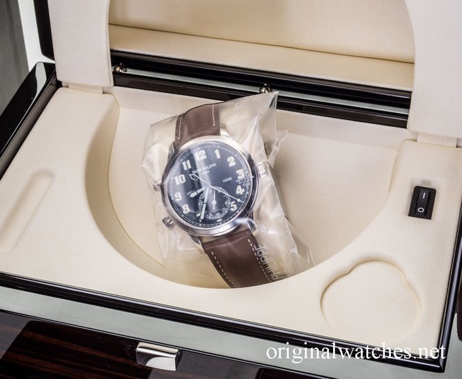 Patek Philippe 5524G-001 Complications Pilot Travel Time - фото 6