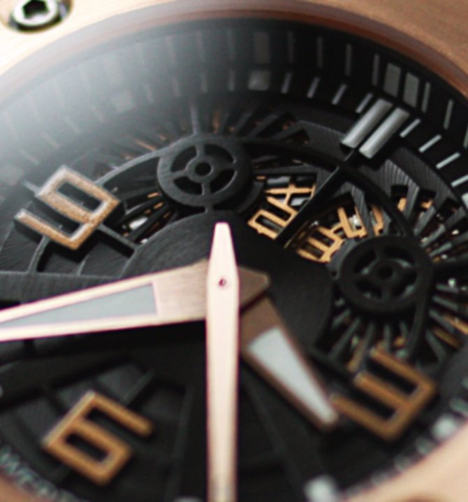 Linde Werdelin ROSE GOLD Oktopus Double Date Ti - RG - фото 3
