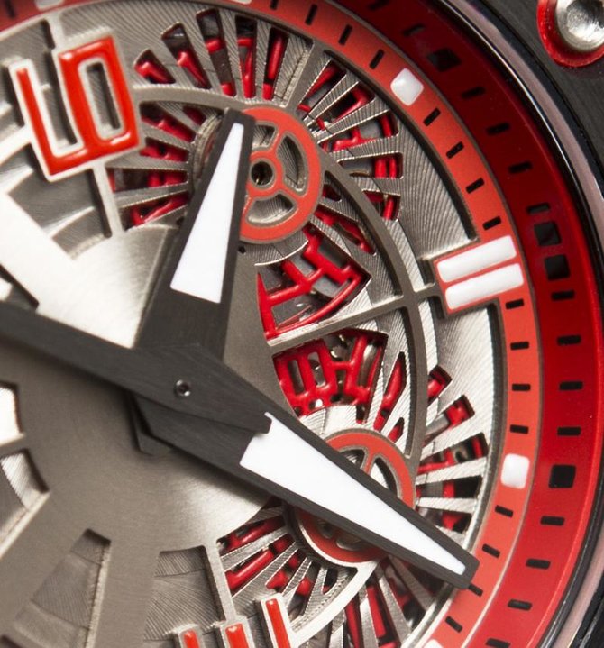 Linde Werdelin Titanium Red Oktopus Waterproof - фото 3
