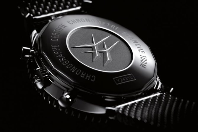 Breitling Y2431012/BE10/152A Chronomat Chronoliner - фото 4