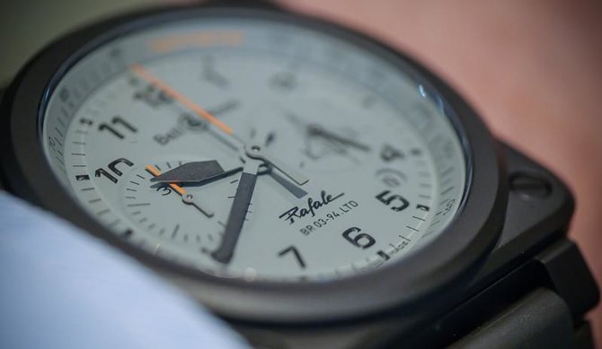 Bell & Ross BR 03-94 Rafale Aviation Chronograph - фото 3