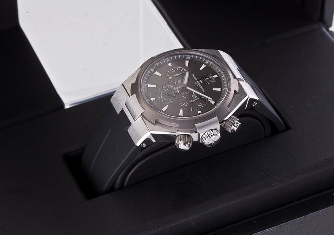 Vacheron Constantin 49150/000w-9501 Overseas Chronograph - фото 21