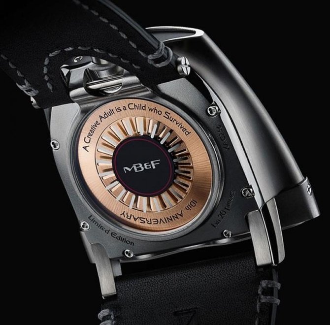 MB&F HMX Ferrari Red Horological Machines Machine No.10 - фото 2
