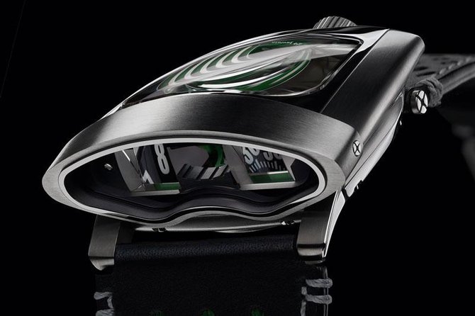 MB&F HMX British Racing Green Horological Machines Machine No.10 - фото 3