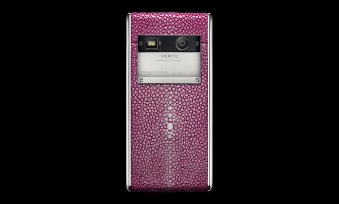 Vertu Stingray Pink Aster Titanium - фото 3