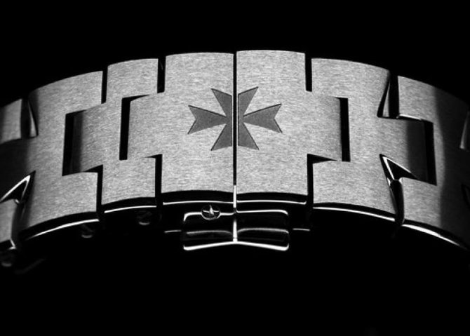 Vacheron Constantin 49150/B01A-9745 Overseas Chronograph - фото 4