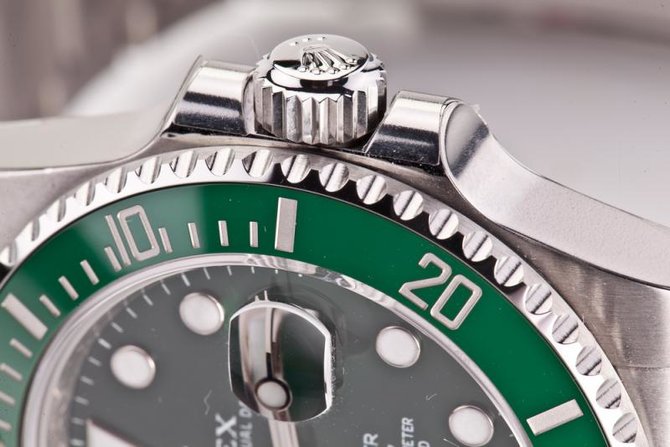 Rolex 116610LV Submariner Date 40mm Steel  - фото 15