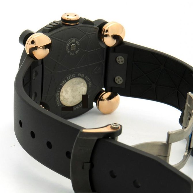 Romain Jerome RJ.M.CH.IN.002.01 Moon-Dna Moon Invader Chronograph - фото 5