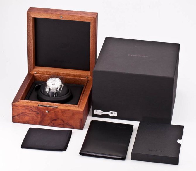 Blancpain 6685-1127-55B Villeret Chronographe Monopoussoir - фото 4