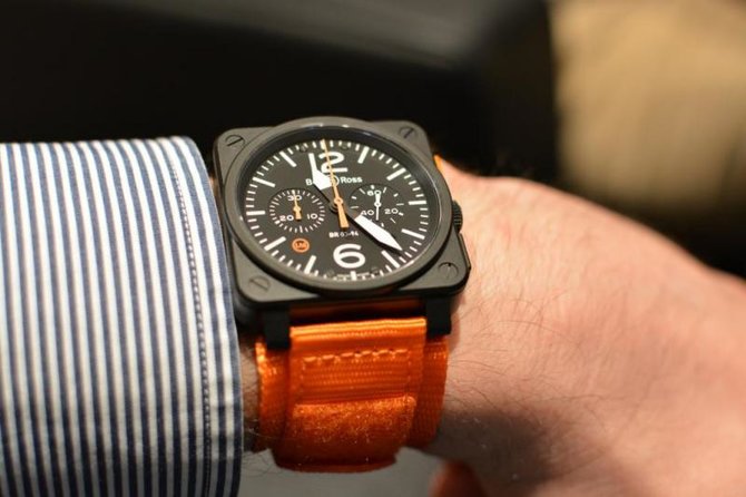 Bell & Ross BR 03-94 Carbon Orange Aviation Chronograph 42 mm - фото 2