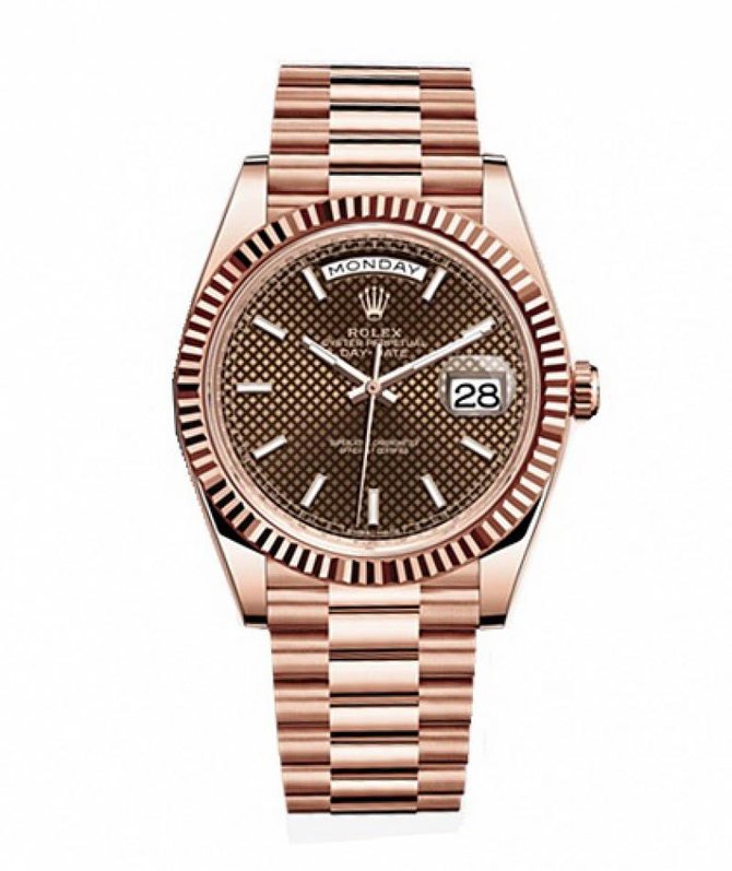 Rolex 228235-0006 Day-Date 40 mm Everose Gold 