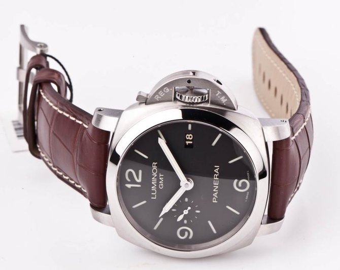 Officine Panerai PAM00320 Luminor 1950 3 Days GMT Automatic - фото 10