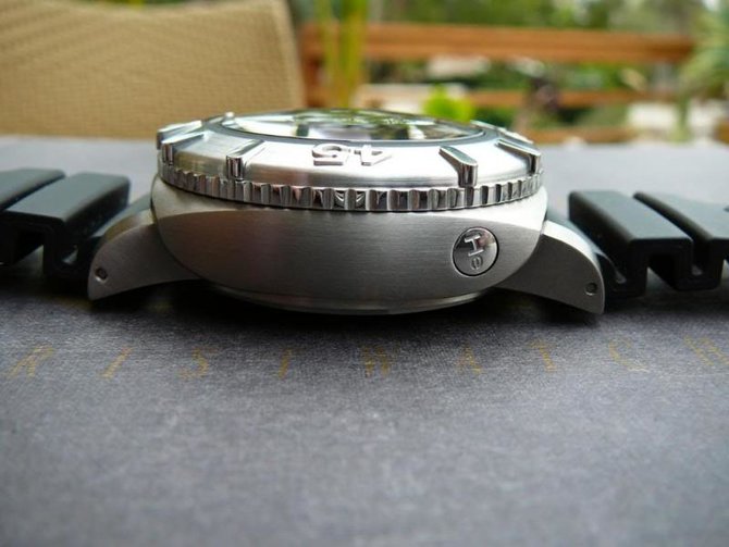 Officine Panerai PAM00194 Special Editions Luminor Submersible 2500m Special Edition 1000 - фото 5