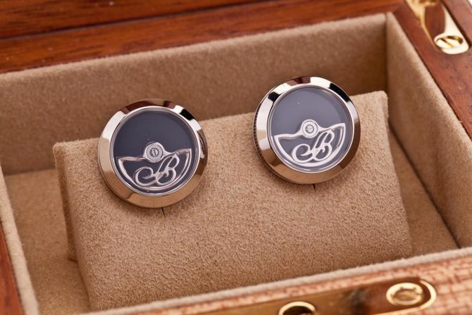 Breguet 9907.BB.OX Accessories White Gold & Onyx - фото 5