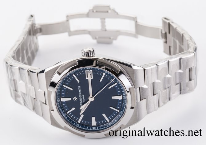 Vacheron Constantin 4500V/110A-B128 Overseas Automatic Date 41 mm - фото 9