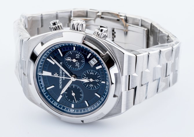 Vacheron Constantin 5500V/110A-B148 Overseas Chronograph - фото 8
