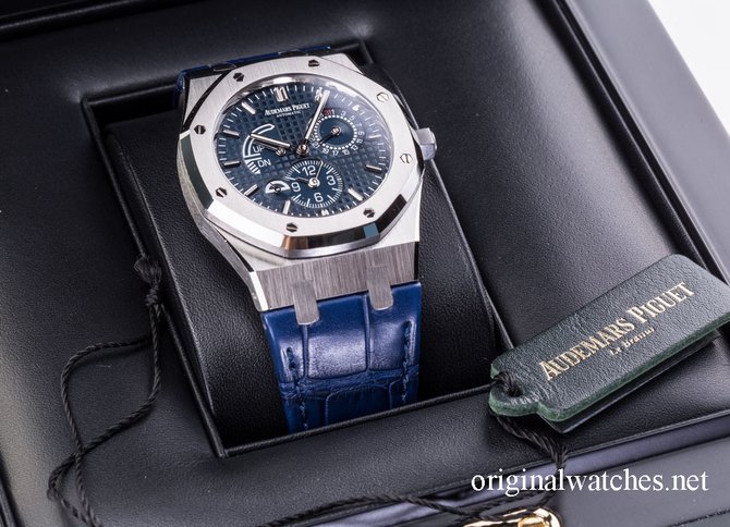 Audemars Piguet 26124ST.OO.D018CR.01 Royal Oak Dual Time - фото 5