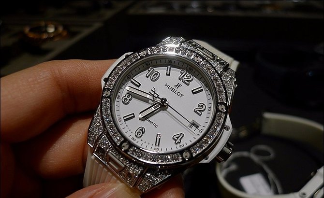 Hublot 465.SE.2010.RW.1604 Big Bang One Click 39 mm Steel White Pave - фото 3