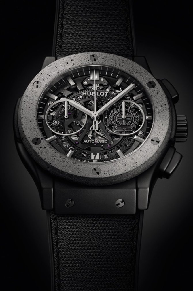 Hublot 525.CI.0117.NR.NYC16 Classic Fusion Aerofusion Chronograph Special Edition Concrete Jungle - фото 3