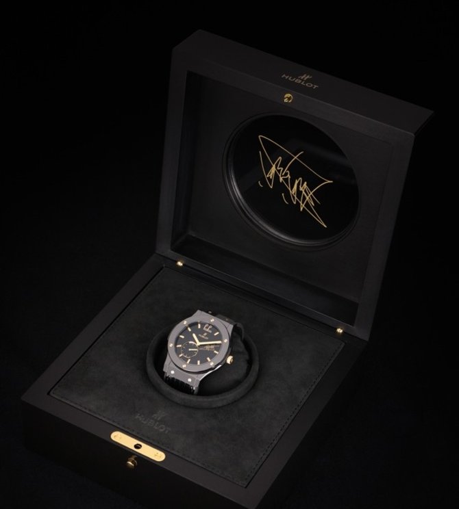 Hublot 515.CS.1280.VR.LAL16 Classic Fusion Ceramic Ultra-Thin Lang Lang - фото 2