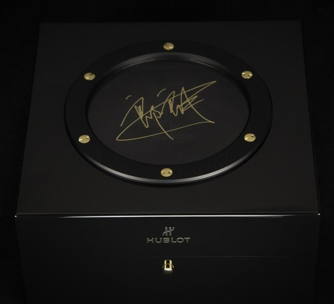 Hublot 515.CS.1280.VR.LAL16 Classic Fusion Ceramic Ultra-Thin Lang Lang - фото 4