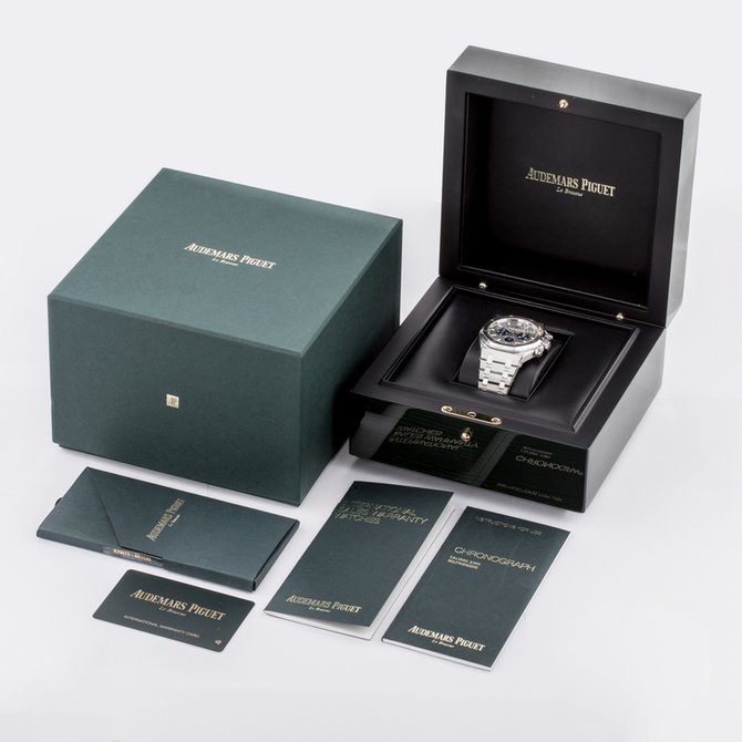 Audemars Piguet 26331IP.OO.1220IP.01 Royal Oak Chronograph 41 mm - фото 2