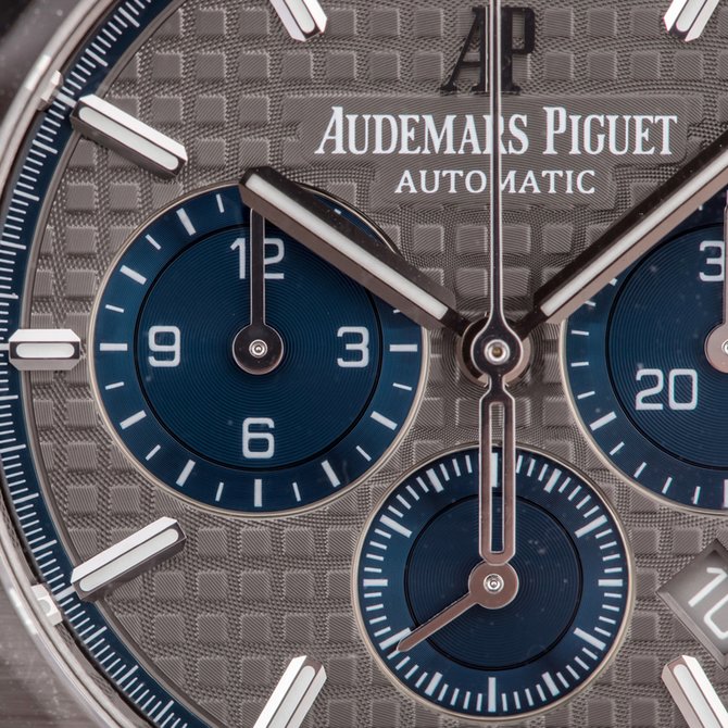 Audemars Piguet 26331IP.OO.1220IP.01 Royal Oak Chronograph 41 mm - фото 3