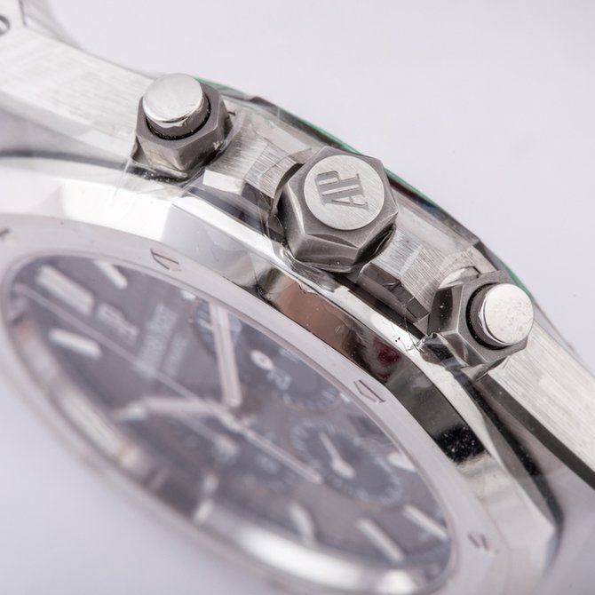 Audemars Piguet 26331IP.OO.1220IP.01 Royal Oak Chronograph 41 mm - фото 4
