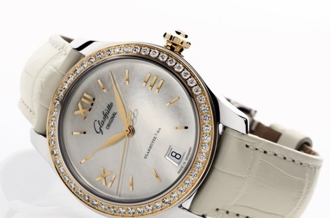 Glashutte Original 39-22-09-16-04 Lady Serenade Ladies Collection - фото 3