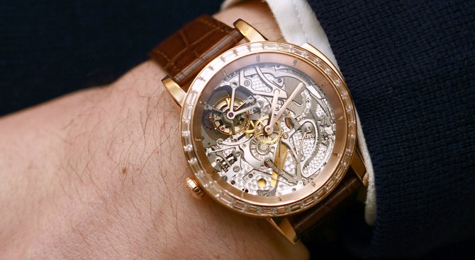 Corum Z010/02986 - 010.209.85/0002 SA01 Heritage Minute Repeater Tourbillon - фото 2