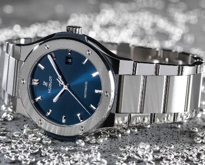 Hublot 510.NX.7170.NX Classic Fusion Bracelet Blue Titanium - фото 2