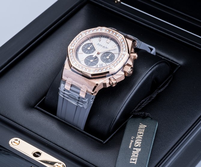 Audemars Piguet 26231OR.ZZ.D003CA.01 Royal Oak Offshore Chronograph - фото 19
