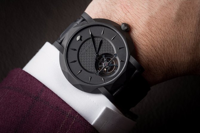 Graff GSUT43DLCB GraffStar Slim Eclipse Tourbillon 43 mm - фото 2