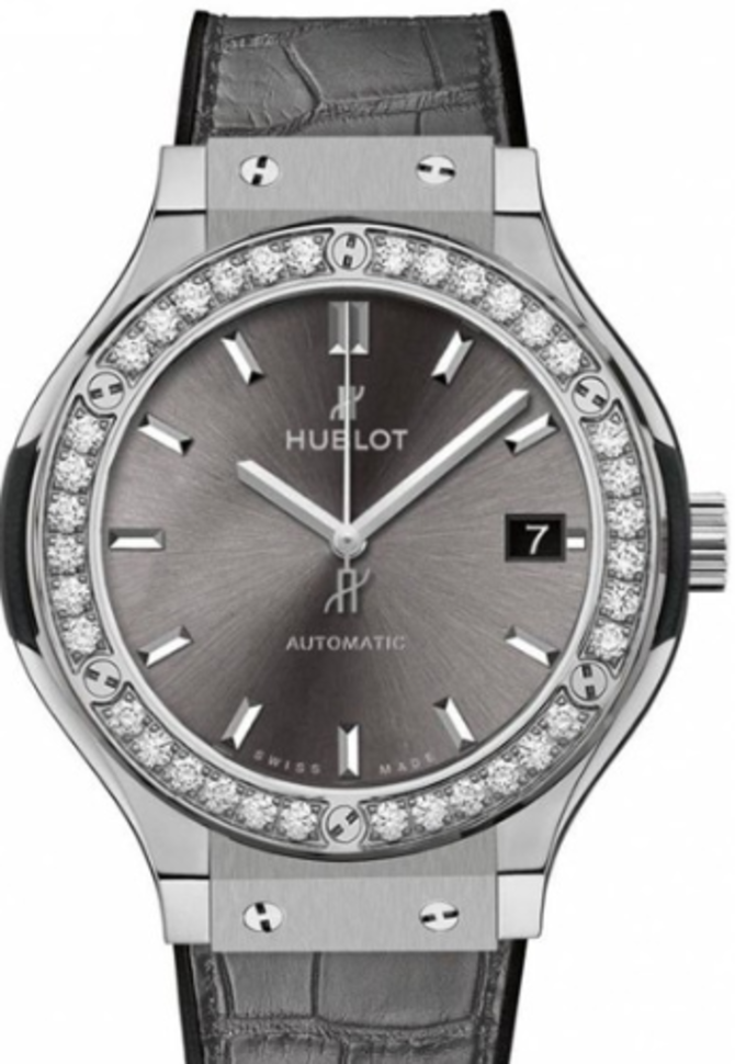 Hublot 565.NX.7071.LR.1204 Classic Fusion Automatic 38 mm
