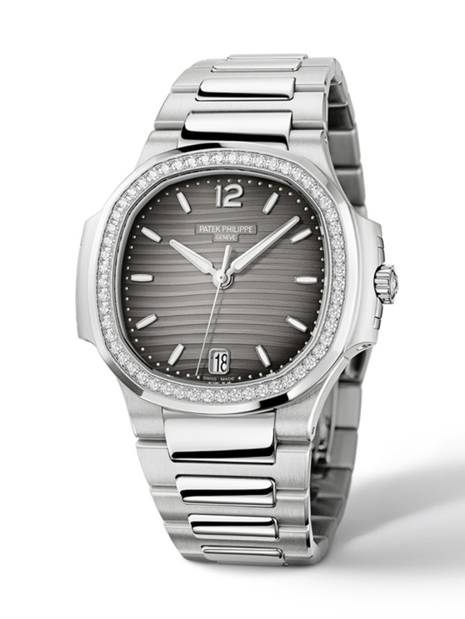 Patek Philippe 7118/1200A-011 Nautilus Ladies