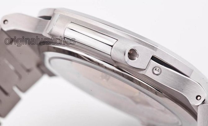 Patek Philippe 5712/1A-001 Nautilus Steel - фото 13