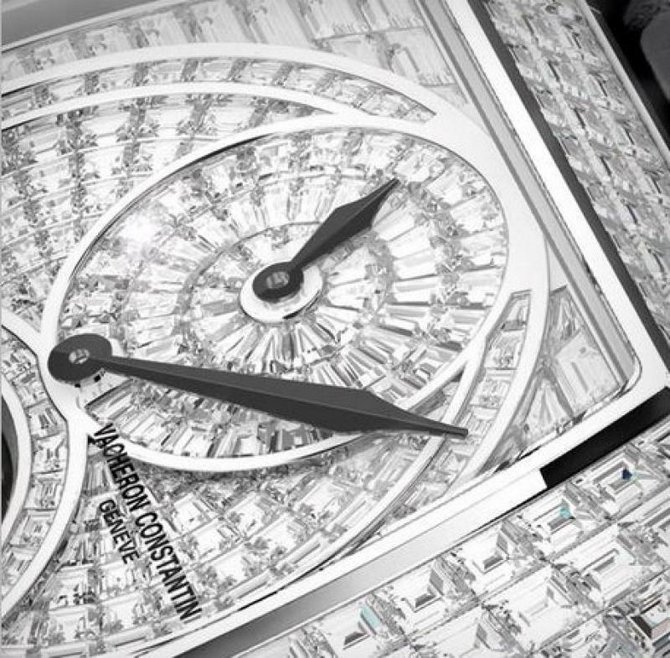 Vacheron Constantin 30682/000G-9477 Malte Tonneau Regulator Tourbillon High Jewellery - фото 3