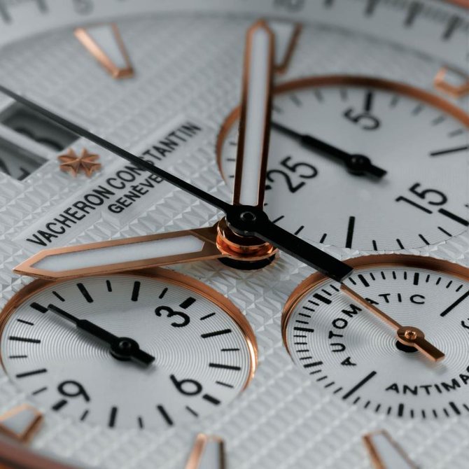 Vacheron Constantin 49150/000R-9454 Overseas Chronograph - фото 4